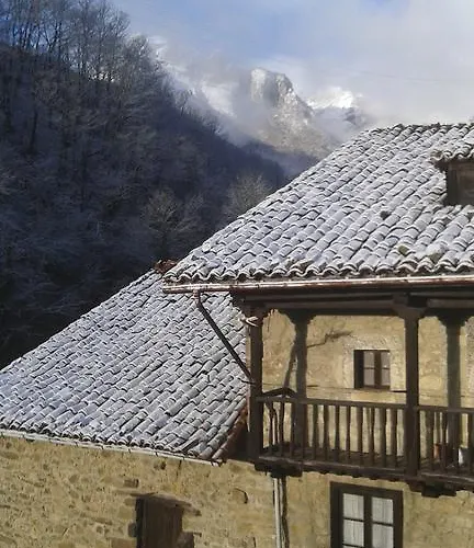 ゲストハウス Puente Deva エスピナマ